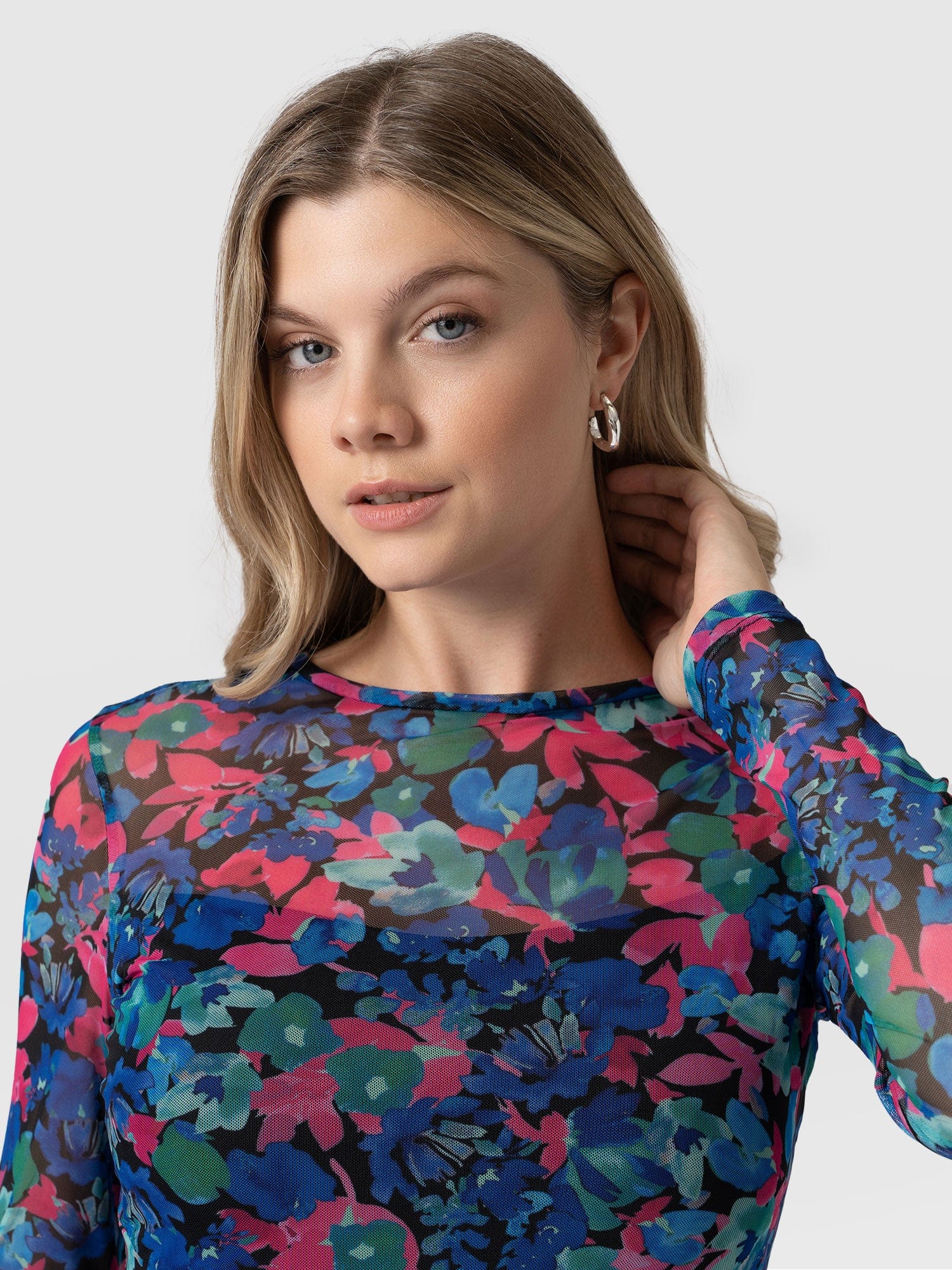 Runway Mesh Tee - Neptune Garden